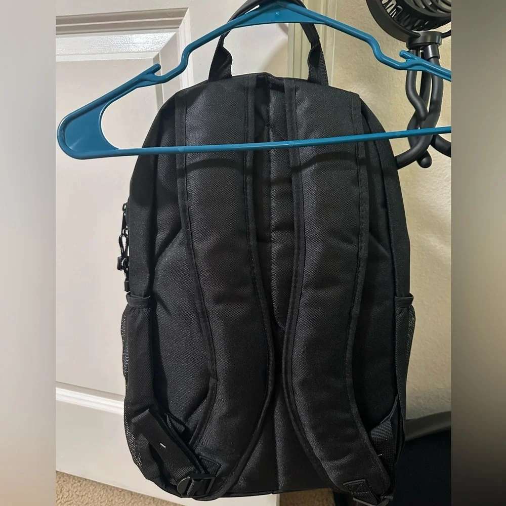 Black Eclipse Core Backpack - Picture 13 of 13